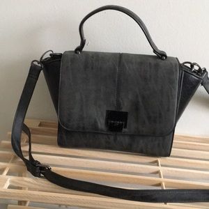 Hand bag